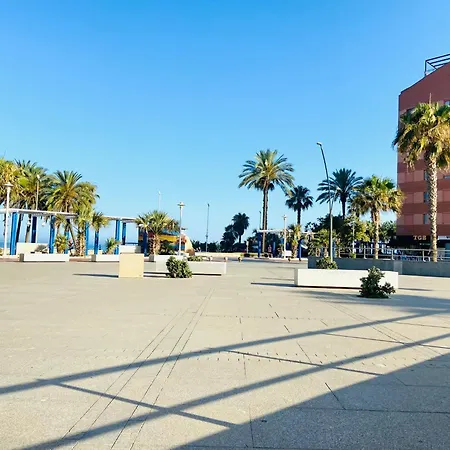 Alojate Frente Al Mar By Mo * Malaga
